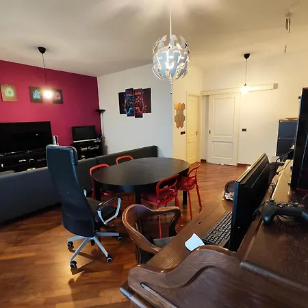 House Of Games, Relax And Fun Bari