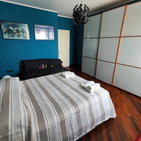 Apartment House Of Games, Relax And Fun *